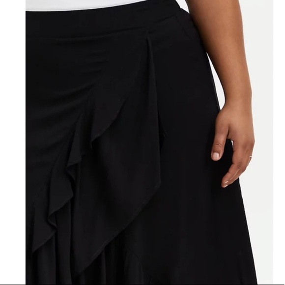 TORRID NWT MAXI CHALLIS HI-LOW SKIRT - Picture 2 of 6